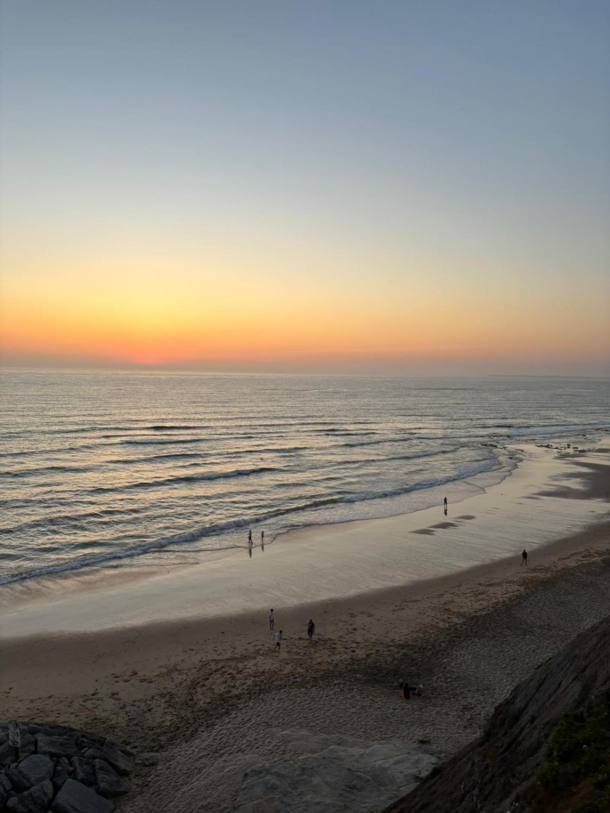 פראייה דה לורינייה Townhous Praia Da Areia Branca מראה חיצוני תמונה