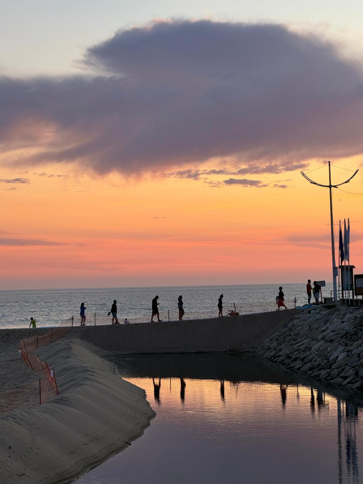 פראייה דה לורינייה Townhous Praia Da Areia Branca מראה חיצוני תמונה