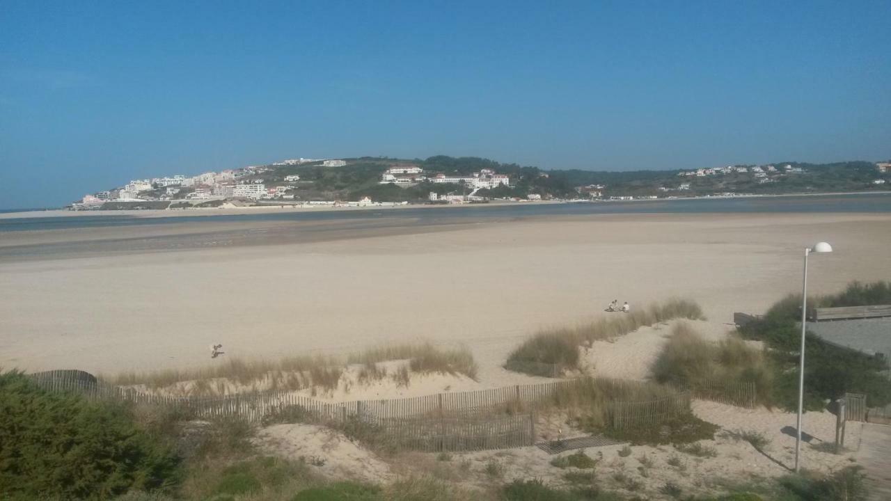 פראייה דה לורינייה Townhous Praia Da Areia Branca מראה חיצוני תמונה
