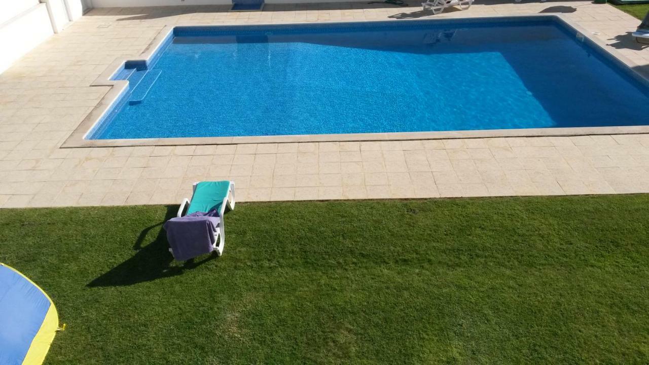 פראייה דה לורינייה Townhous Praia Da Areia Branca מראה חיצוני תמונה